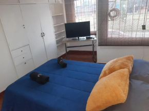 Comoda Habitacion en Corferias, Quinta Paredes, Embajada Americana